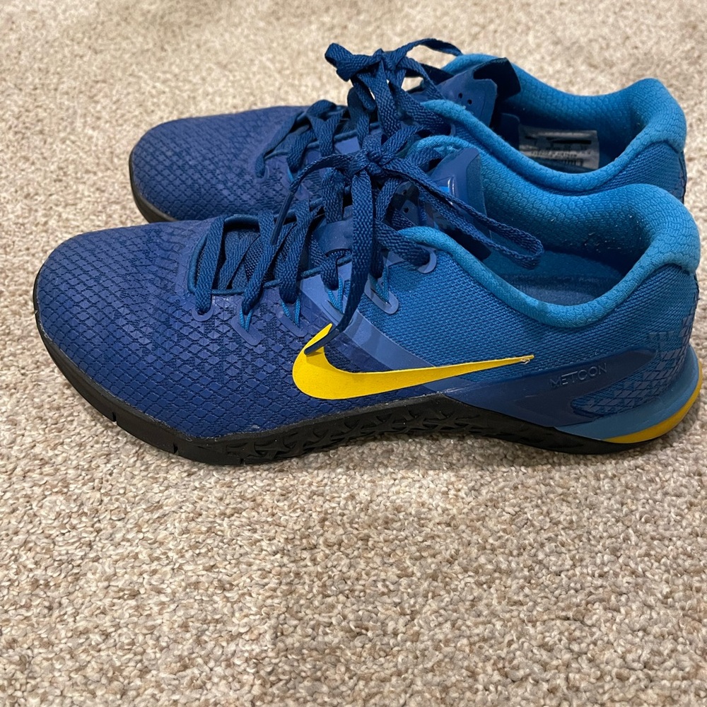 $40- Nike Metcon 4 XD Royal Amarillo